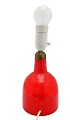 Rødorange bordlampe i glas